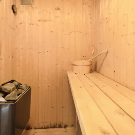 In With Sauna Эбельтофт