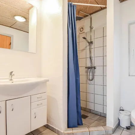 Дом отдыха In With Sauna *