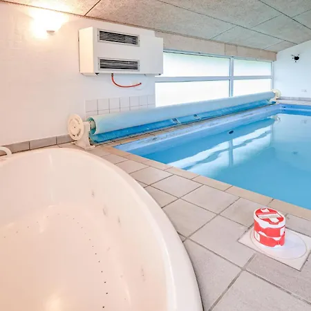 In With Sauna Эбельтофт