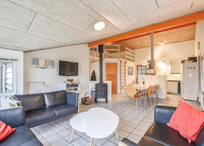 In With Sauna Semesterbostad